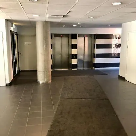 Super Vaated Maakri Tornmajas 14. Korruselt / Kotimaailma Apartment Tallinn